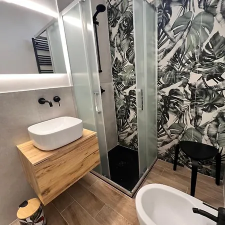 Tropical House Lecce