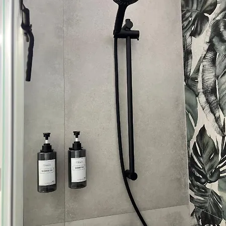 Apartament Tropical House